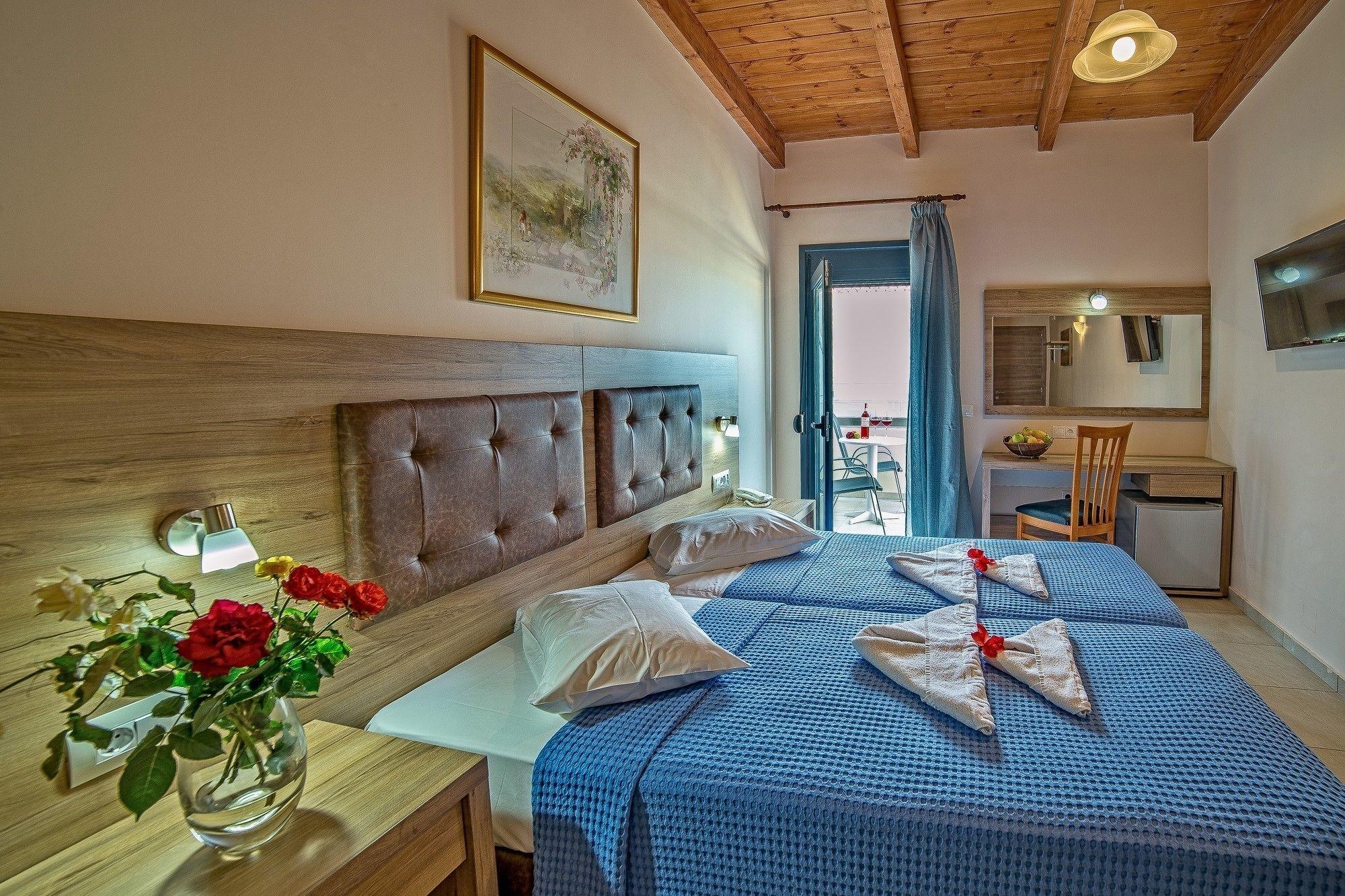Blue Aegean Hotel & Suites Gouves Exterior foto
