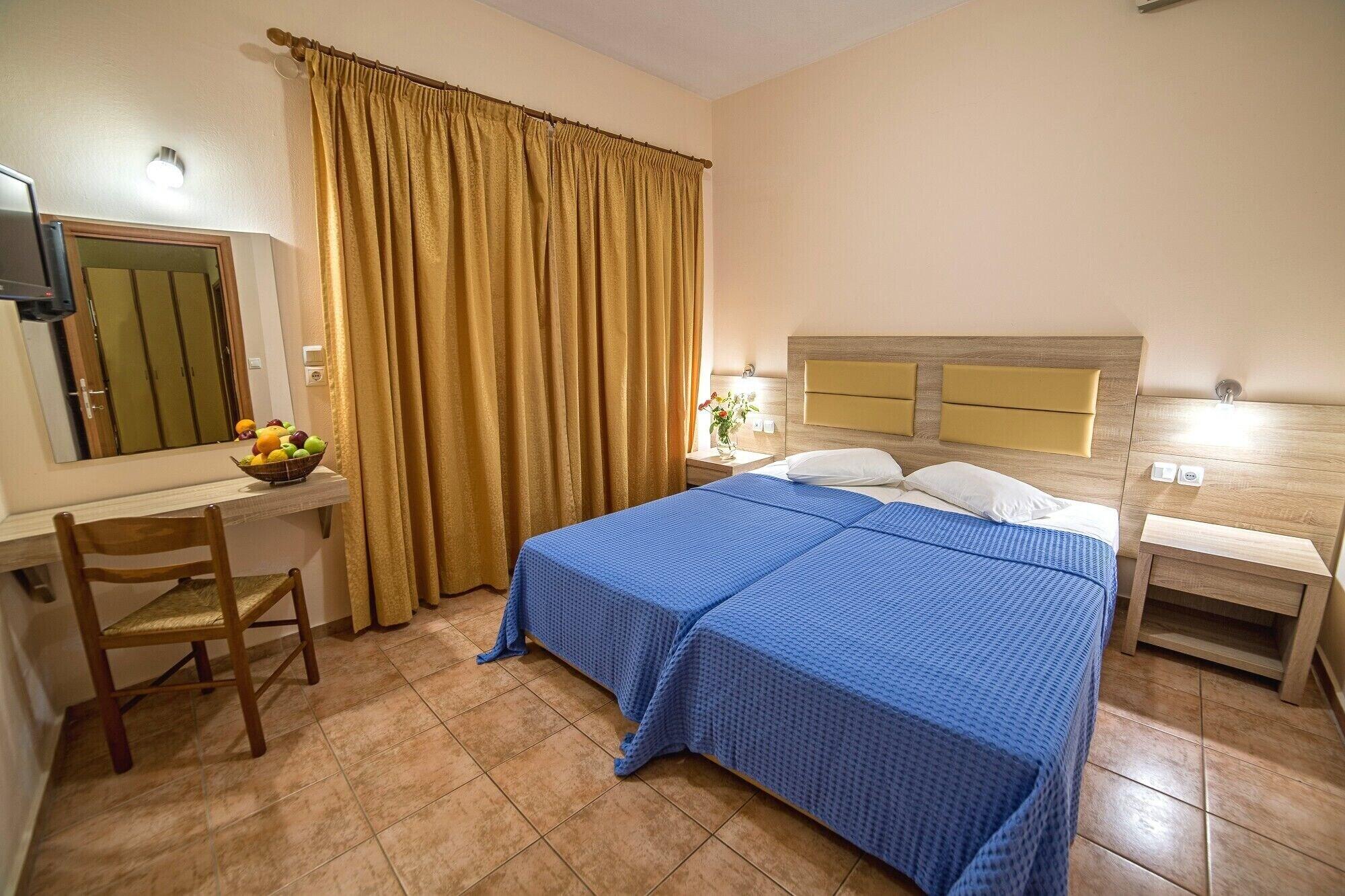 Blue Aegean Hotel & Suites Gouves Exterior foto