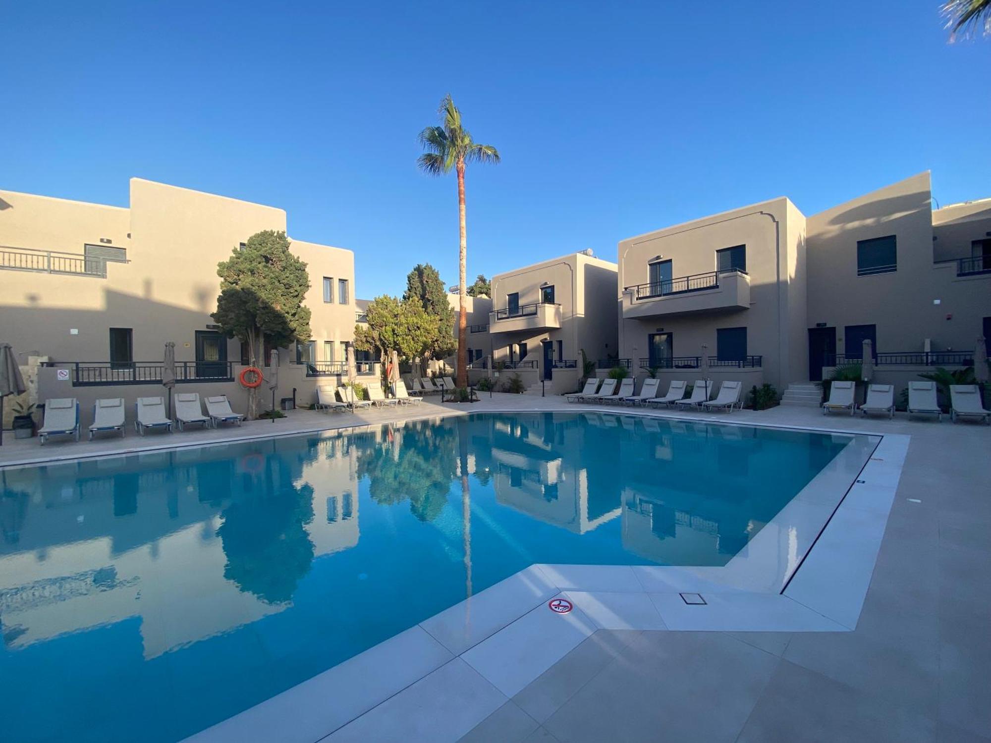 Blue Aegean Hotel & Suites Gouves Exterior foto